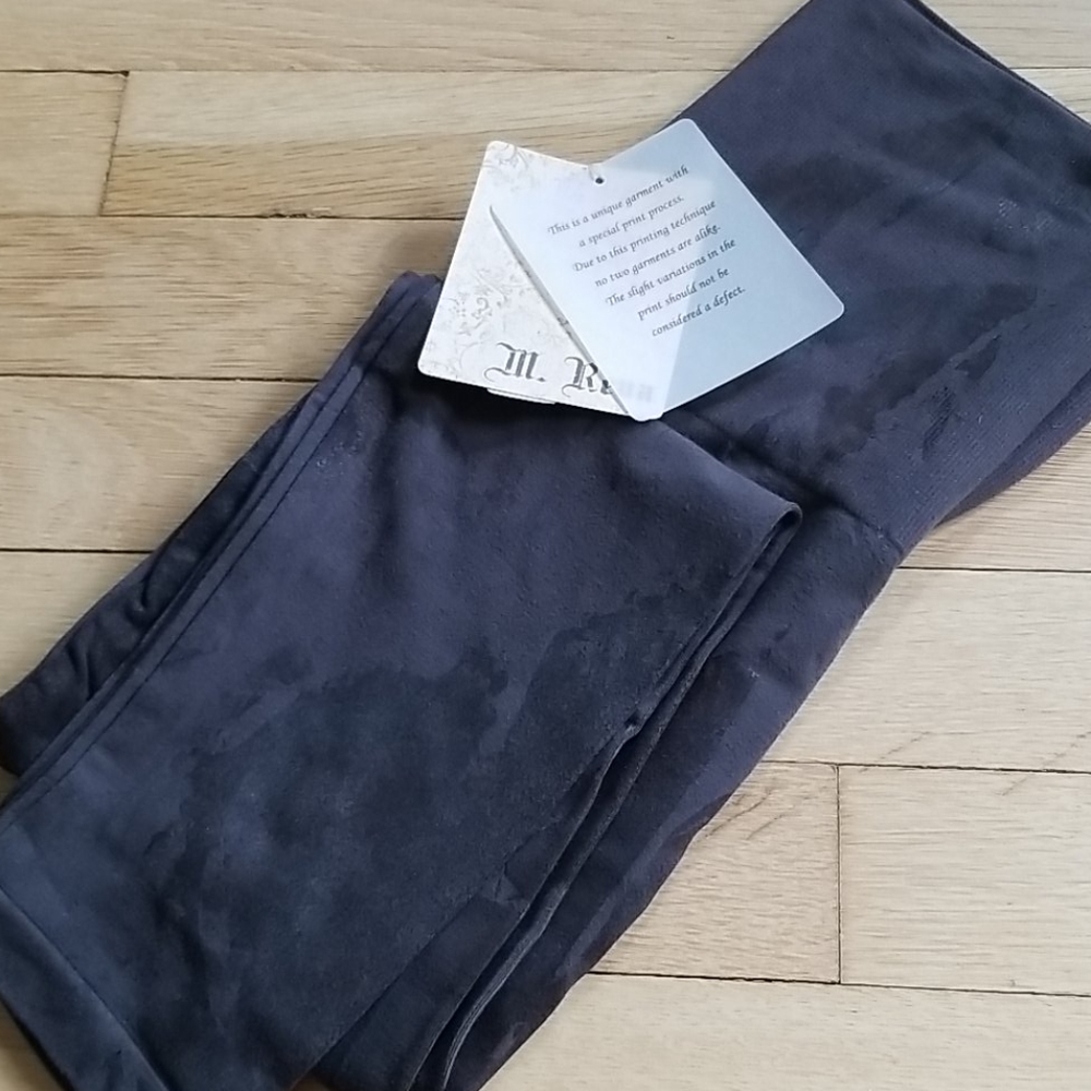 M Rena High Waist Capri